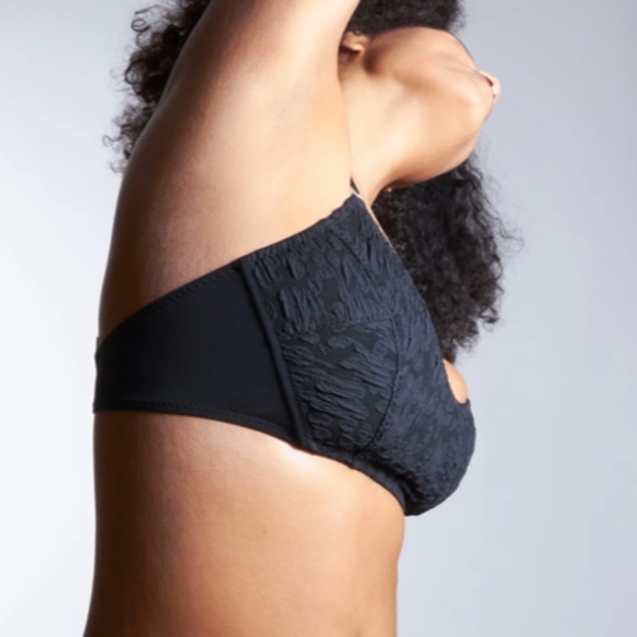 Malia Mills two-piece bikini set - Picture 11 of 12